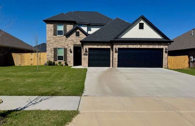 5302 SW Firethorn Ln - 5302 Southwest Firethorn Lane, Bentonville, AR 72713