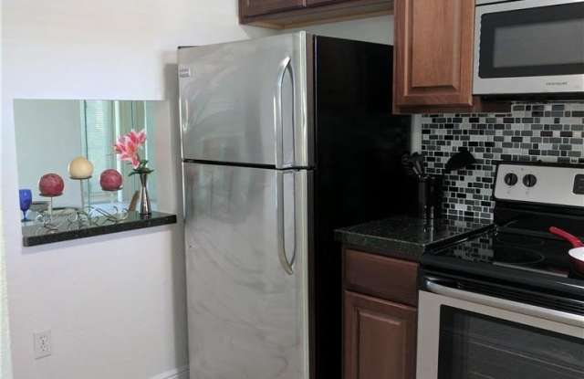 8465 SUNRISE LAKES Boulevard Gallery 2