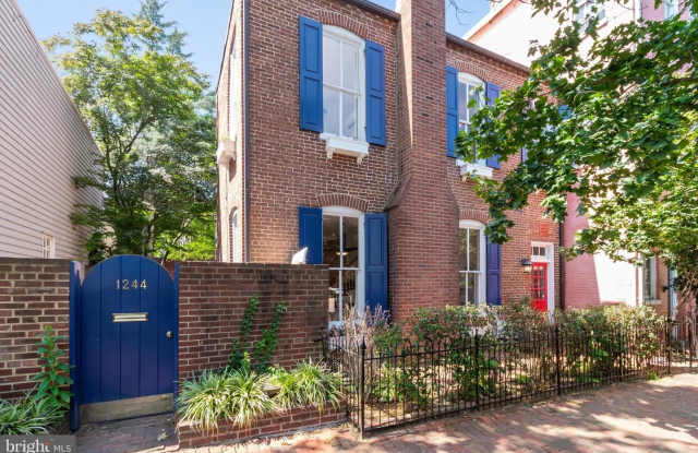 1244 34TH ST NW - 1244 34th Street Northwest, Washington, DC 20007