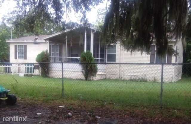 2909 E 32nd Ave - 2909 East 32nd Avenue, Tampa, FL 33610