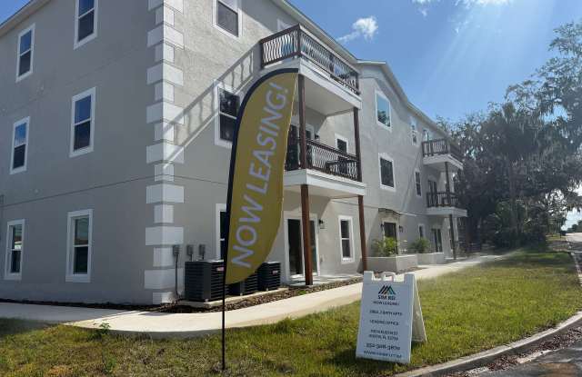 Luxury 2 Bed 2 Bath, Downtown Eustis Full Month Free! photos photos