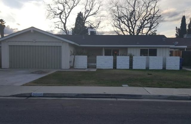 2005 Birchwood Ct - 2005 Birchwood Court, Bakersfield, CA 93309