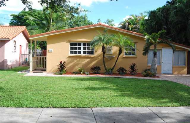 270 S Melrose Dr photos photos