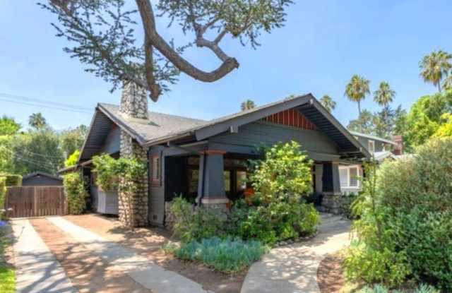 1630 Rose Villa St Gallery 1