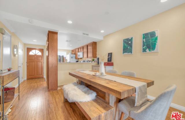 5624 Las Virgenes Rd photos photos