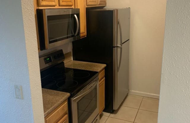4041 Oakcrest Dr. #207 - 4041 Oakcrest Drive, San Diego, CA 92105