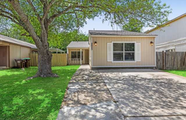 3 Bedroom Home for Rent in West San Antonio Gallery 1