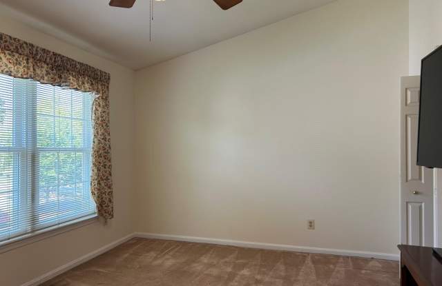 511 DAVIS AVENUE SW - 511 Davis Avenue Southwest, Leesburg, VA 20175