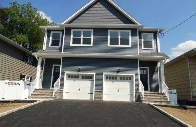 231 N 9th photos photos