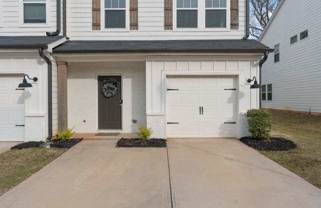 100 Grey Oak Trail Gallery 4