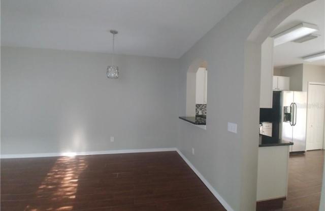 15777 FISHHAWK FALLS DRIVE Gallery 4
