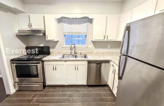 2201 Montreat Circle - 2201 Montreat Circle, Vestavia Hills, AL 35216