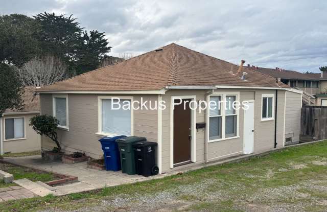 Wonderful unit in desireable location in Monterey photos photos