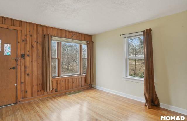 Charming 1BR House in Webster Groves photos photos