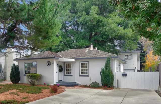 Charming 2BR/2BA Home in Prime Mountain View – Shoreline West Neighborhood photos photos
