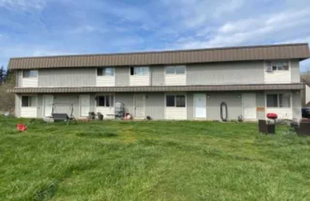 415 N 18th - 415 North 18th Street, Elma, WA 98541