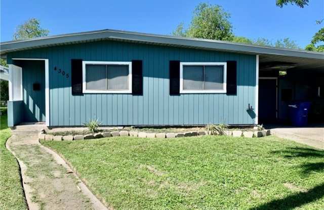 4305 Amherst Drive photos photos