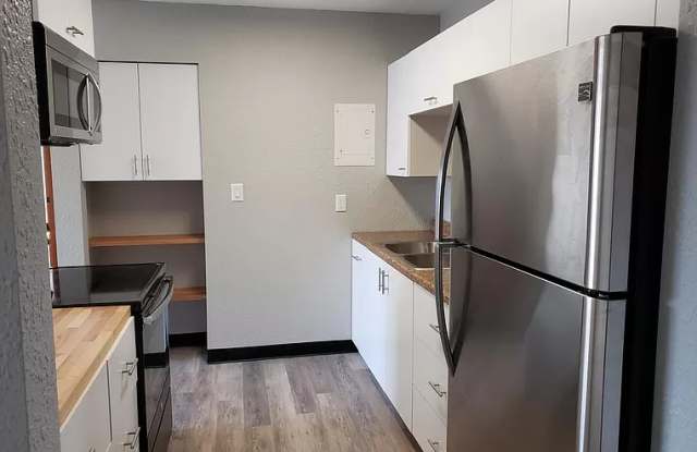 119 1st Avenue Northeast Gallery 1