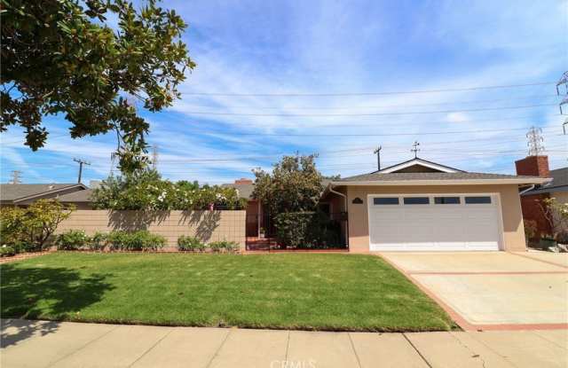 1117 E Trenton Avenue photos photos