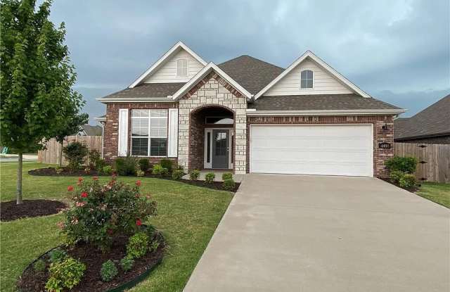 4404 Southwest Eggersway Place - 4404 Southwest Eggersway Place, Bentonville, AR 72713