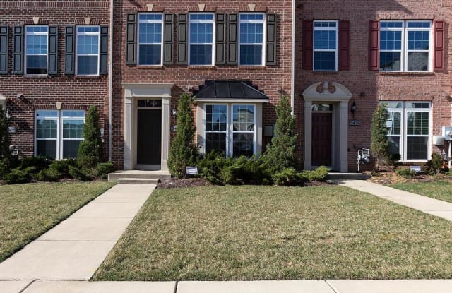 2474 BALDWIN CRESCENT NE - 2474 Baldwin Crescent Northeast, Washington, DC 20018