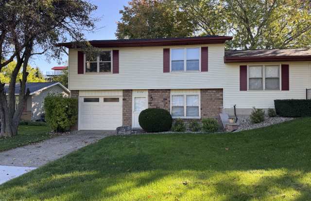 6102 Campus Park Drive Southeast photos photos