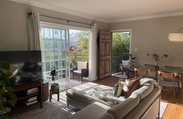 2326 2nd Street photos photos