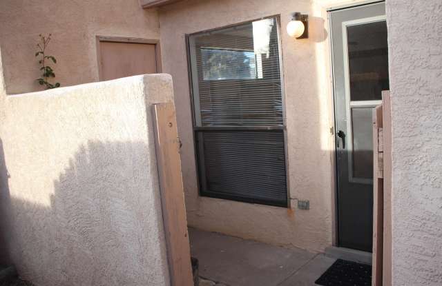 2820 Palo Verde Drive NE Gallery 4