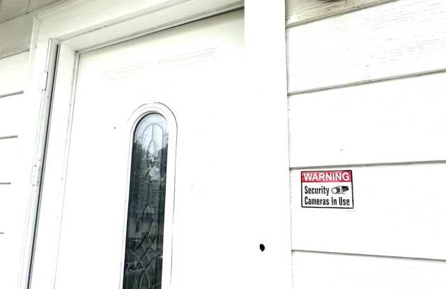 1524 S Ringo Street Gallery 2