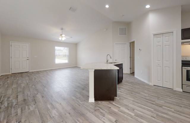 226 Locust Pass Loop Gallery 4