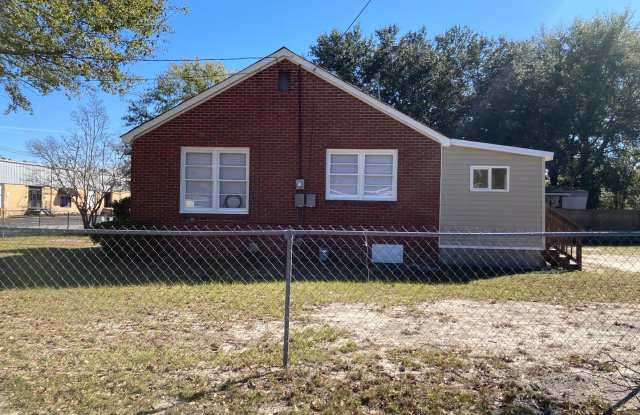 2 Bedroom House in West Columbia Available for Rent Now photos photos
