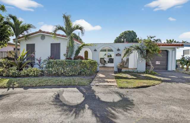 7920 Alhambra Blvd photos photos