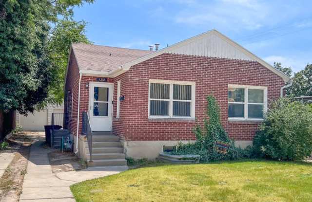 1328 East Zenith Avenue photos photos