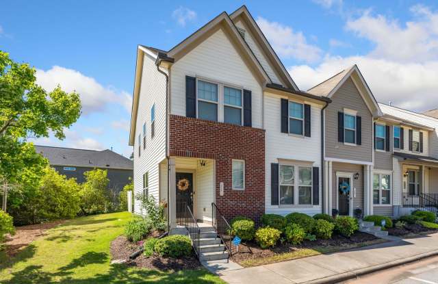 Gorgeous 3 Bedroom, 2.5 Bath Townhouse in Rustica Oaks! Gallery 1