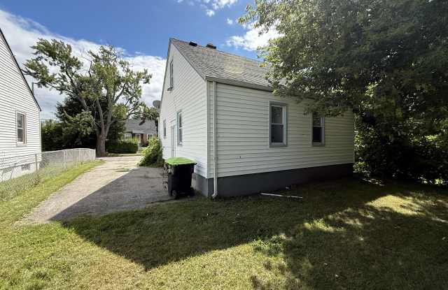 182 Crystal Lake Dr photos photos