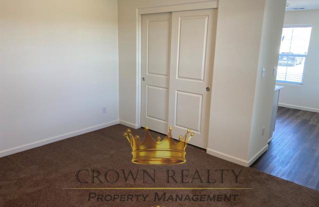1109 East Elkhorn Avenue Gallery 4