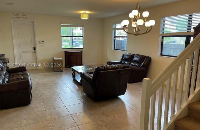 15382 SW 173rd Ln Gallery 2