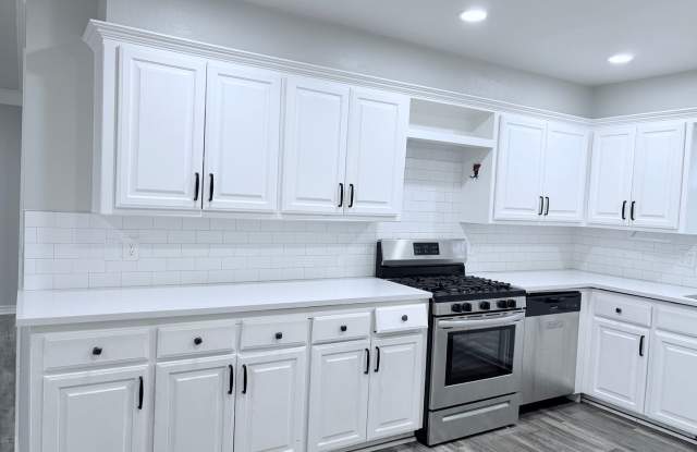 Three bedroom home in Arcadia on acreage Gallery 4