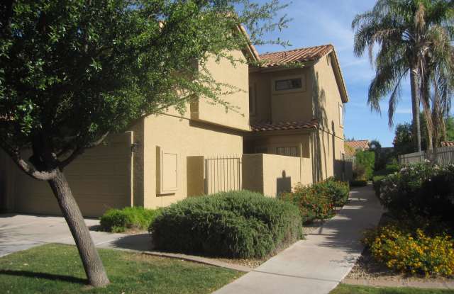 7913 E Pepper Tree Lane Gallery 4