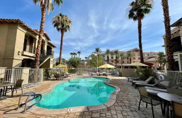 AVAILABLE NOW!!! Ground Level 1 Bedroom 1 Bathroom La Quinta Condo! Gallery 3