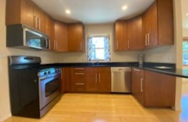 65 Calumet St - 65 Calumet Street, Boston, MA 02120
