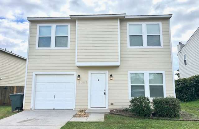 New Move In Special-$300 off first month's rent. Move In Ready Home in Prime Madison Location! photos photos New Move In Special-$300 off first month's rent. Move In Ready Home in Prime Madison Location! photos photos