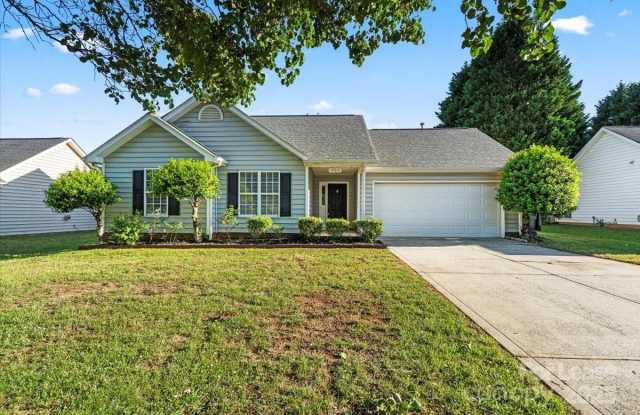 12610 Cumberland Crest Drive - 12610 Cumberland Crest Drive, Huntersville, NC 28078 12610 Cumberland Crest Drive - 12610 Cumberland Crest Drive, Huntersville, NC 28078