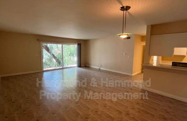 15344 Weddington St. Gallery 3