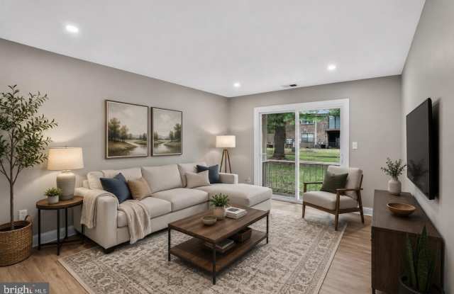 1807 SILVER Court Gallery 2