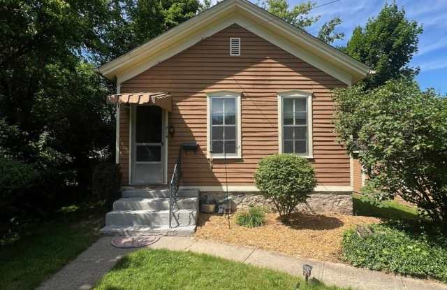 Adorable Home in the Heart of West Ann Arbor photos photos
