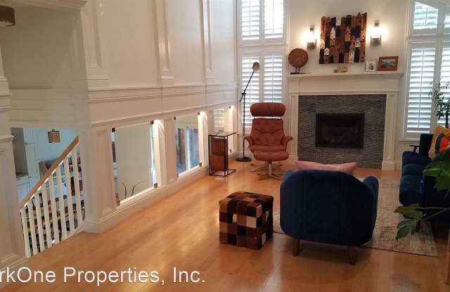1710 Siskiyou Drive Gallery 3