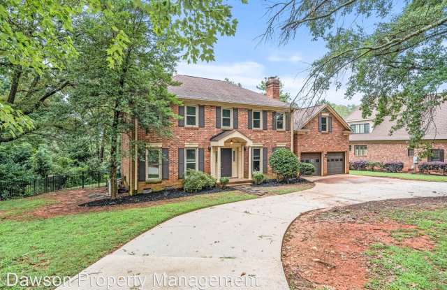6639 Sharon Road Gallery 3