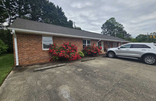 400 Delview RdApt C Gallery 1