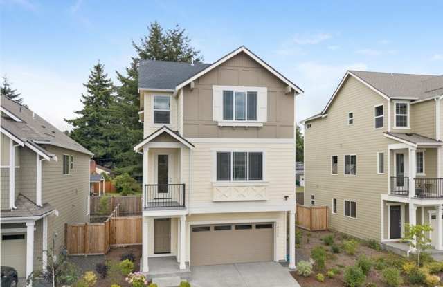 Beautiful 4-bedroom 3.5-bathroom property in Lynnwood!! photos photos